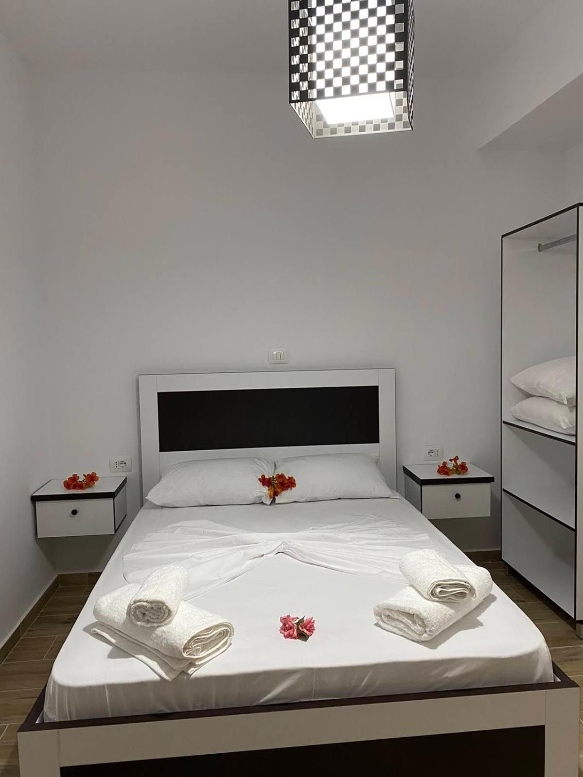 Rentrooms Geni Ksamil Exterior foto